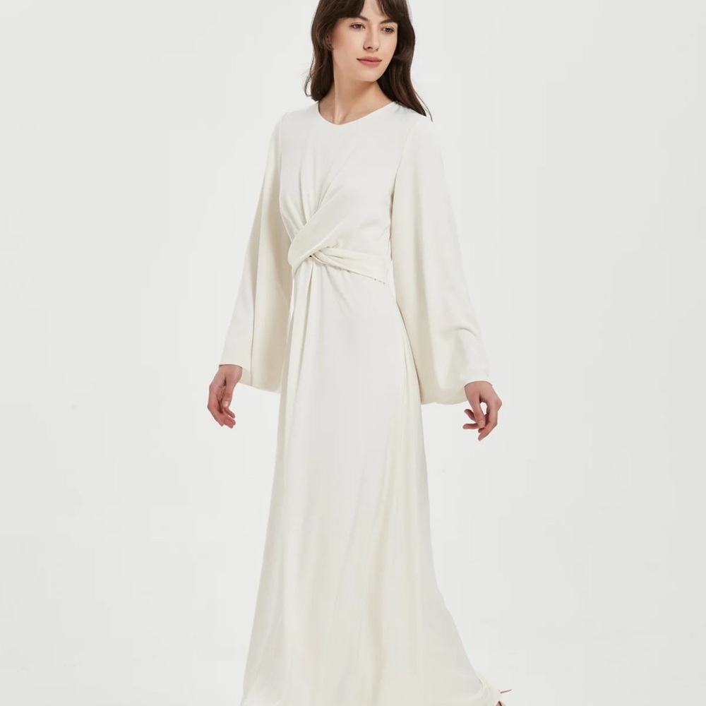 Elegant White Maxi Dress